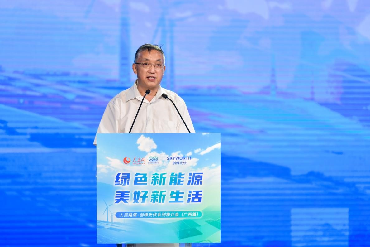 農(nóng)業(yè)農(nóng)村部信息中心主任、黨委書(shū)記王小兵。人民網(wǎng)記者 
